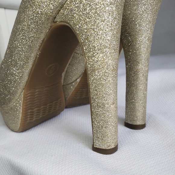 Gold glitter high heel pumps - Picture 7 of 8